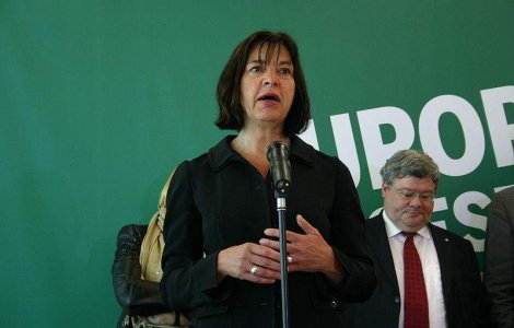 Femeile din PE se revolta impotriva unei "Europe a costumelor si cravatelor"