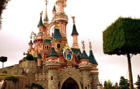 Vacante Disneyland prin Blue Air