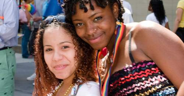 Austria introduce parteneriatul pentru cuplurile de acelasi sex