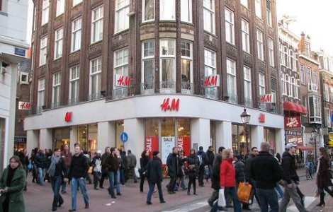H&M tatoneaza piata locala de retail