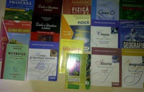 Ponta si Pricopie se iau la tranta cu "baronii manualelor"