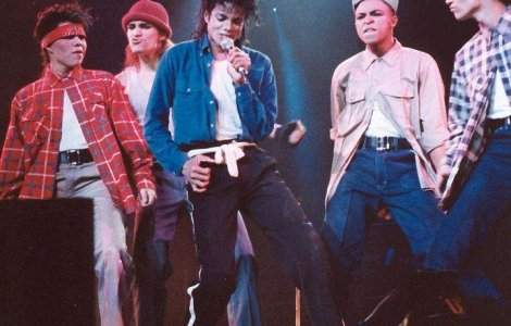 Dosarul medical al lui Michael Jackson, dezvaluit in instanta