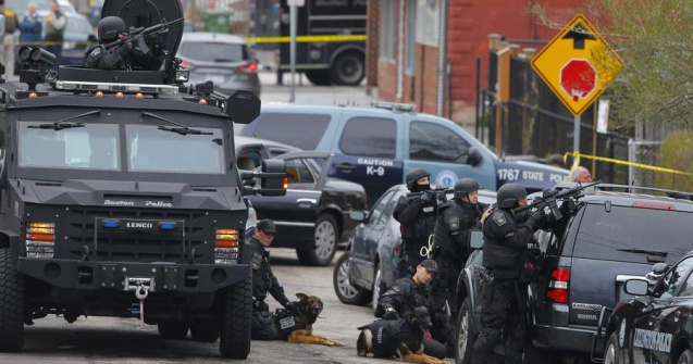 Atentatele din Boston: Inca trei suspecti au fost arestati