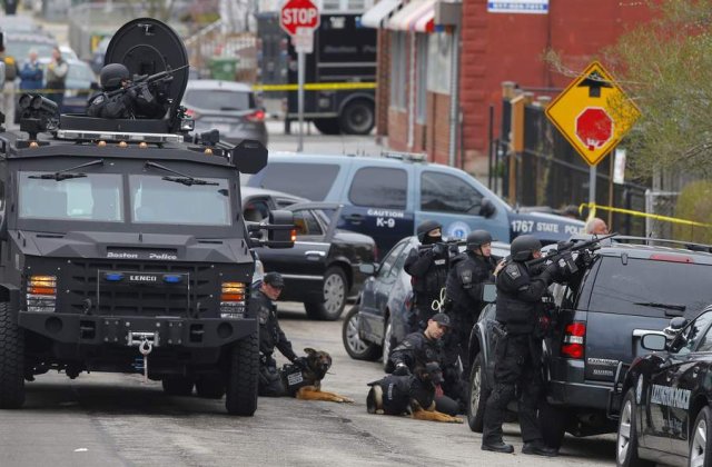 Inca trei suspecti au fost arestati in ancheta privind atentatele din Boston