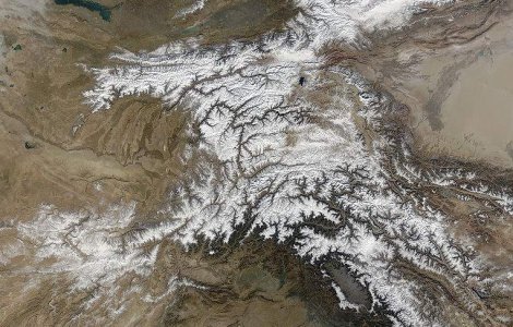 Doi morti si aproximativ 70 de raniti intr-un seism produs in India