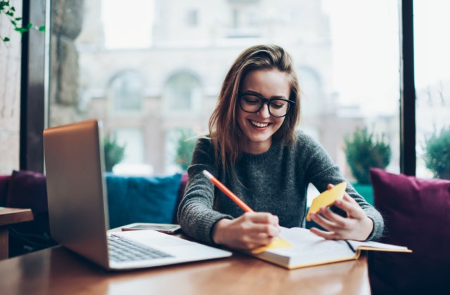 Cum se integrează studenții pe piața muncii în pandemie