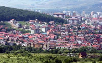 Autoritățile amână momentan...