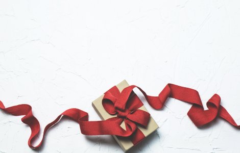 Surprize de Moș Nicolae: sugestii de cadouri inedite pentru bărbați