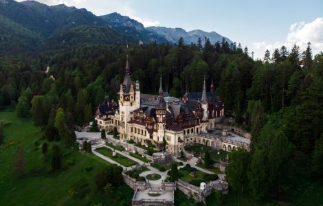 Valea Prahovei, Sinaia şi Azuga introduc noi restricții din cauza pandemiei