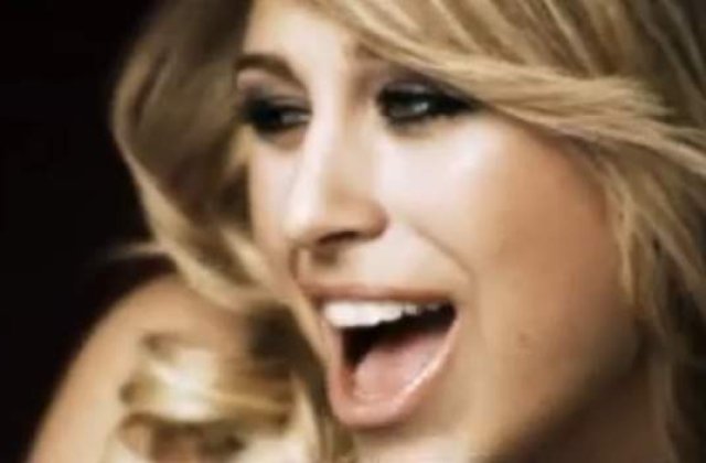 [VIDEO] O romanca, in duet cu fratele lui Michael Jackson