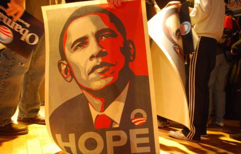 Premiera: Popularitatea lui Obama scade sub 50%