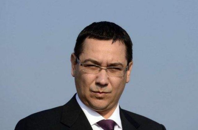 Victor Ponta se intoarce luni la munca. Va petrece Pastele pe Litoral