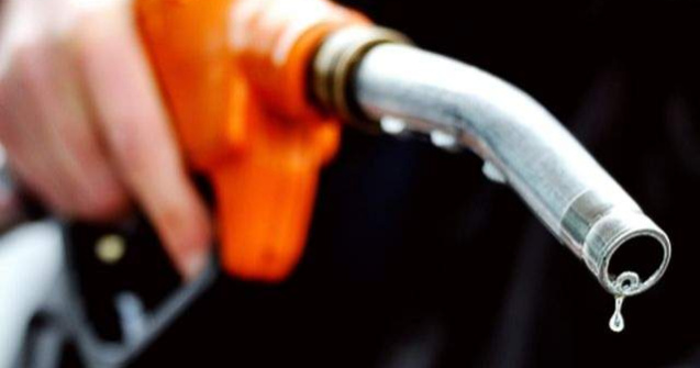 Petrom a ieftinit din nou carburantii