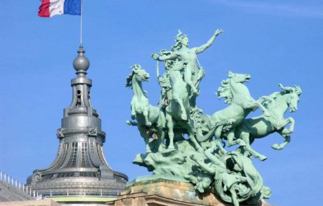 UE acorda Frantei doi ani suplimentari pentru reducerea deficitului bugetar