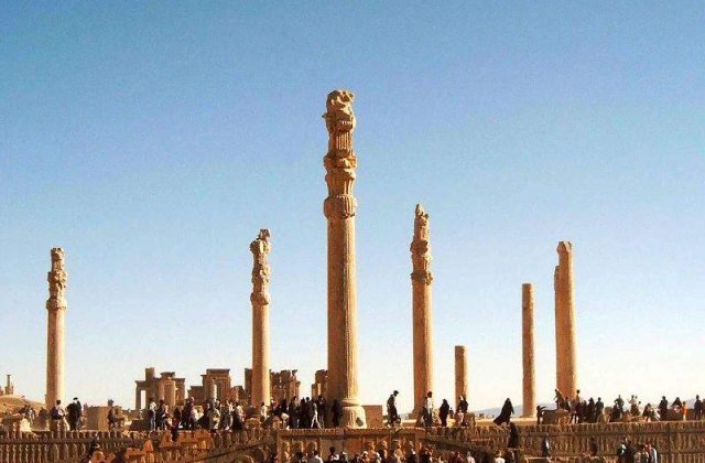 Iranul neaga ca Israelul ar fi vizat arme iraniene in Siria