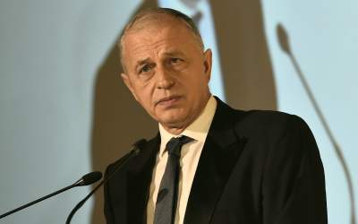 Geoană a discutat la telefon...