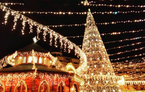 Sectorul 5 va avea luminițe de Crăciun. Primarul nu renunță la atmosfera festivă