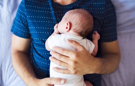 Țările europene au dreptul de a refuza concediul parental prelungit pentru tați