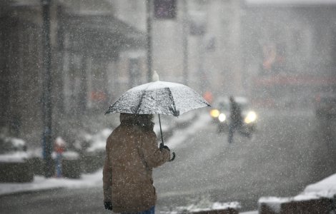 Iarna bate la ușă! ANM a anunțat ninsori și vânt puternic până sâmbătă