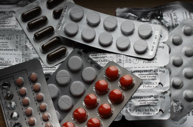 Antiviral folosit de medicii din Timișoara care ajută la eliminarea rapidă a infecției SARS-CoV-2