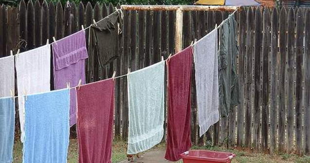 Americanii lupta pentru dreptul de a-si usca rufele la soare