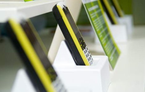 Primul telefon ecologic din magazinele Vodafone