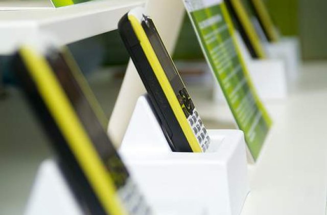 Primul telefon ecologic din magazinele Vodafone