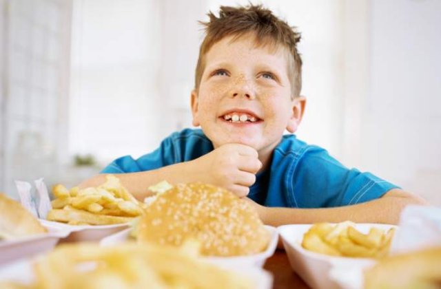 Romania, pe locul trei la obezitate infantila in Europa