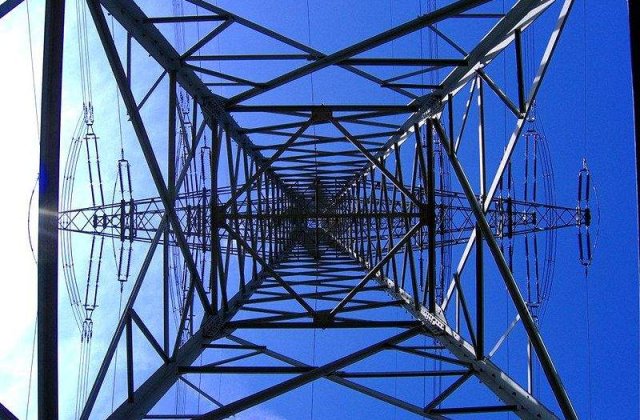 Avem cel mai ieftin curent din Europa, dupa bulgari