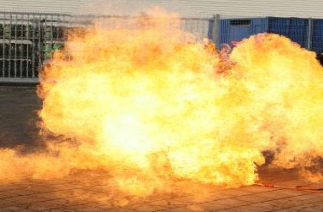 Incendiu la o fabrica de textile din Bangladesh: Cel putin 8 morti