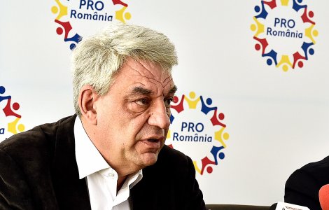 Tudose îl atacă pe Cîțu: La ce oră vine băiatu’ de la PNL care face livrări?