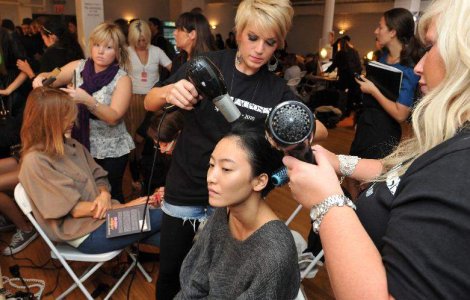 Manechinul sud-coreean Daul Kim s-a sinucis la Paris