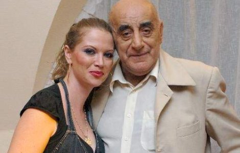 Oana Lis, show lesbi in club