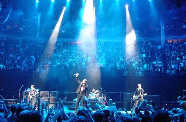 U2, cap de afis la cea de-a 40-a editie a Festivalului Glastonbury