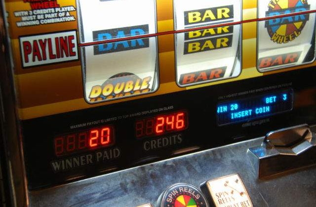 Romslot: Eliminarea zonelor legale de slot-machines va avea efecte distrucive
