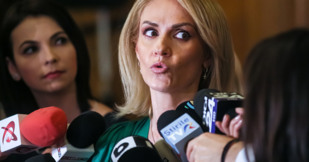 Firea: „Orban este responsabil pentru gestionarea execrabilă a pandemiei”