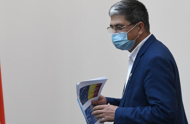 Boloș: România trebuie să dubleze numărul de kilometri de drumuri recepţionaţi anual