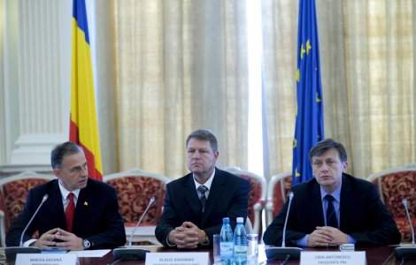 S-a semnat acordul "Geoana presedinte, Johannis premier"