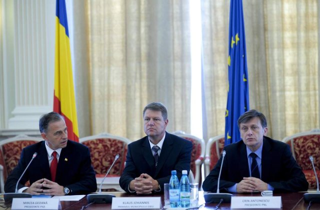 S-a semnat acordul "Geoana presedinte, Johannis premier"