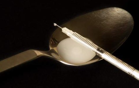 14 persoane care &#39;alimentau&#39; cu heroina Capitala au fost retinute