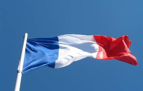 Ce vrea sa faca Franta pentru imigrantii fara acte?