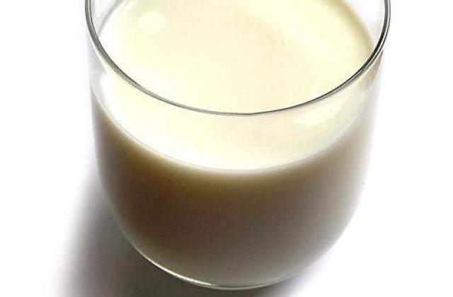 Lapte cu larve in programul "Laptele si Cornul"