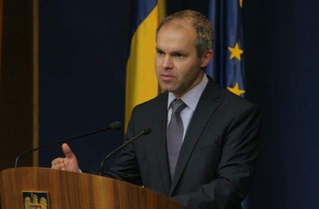 Daniel Funeriu, despre partide: Adunaturi de oameni in jurul unor interese