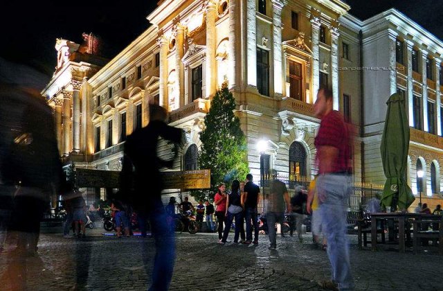 Strazile Capitalei vor fi curatate de praf noaptea