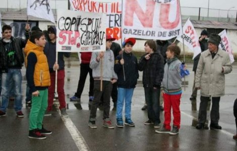 Ponta exploreaza gazele de sist, bulgarii organizeaza proteste