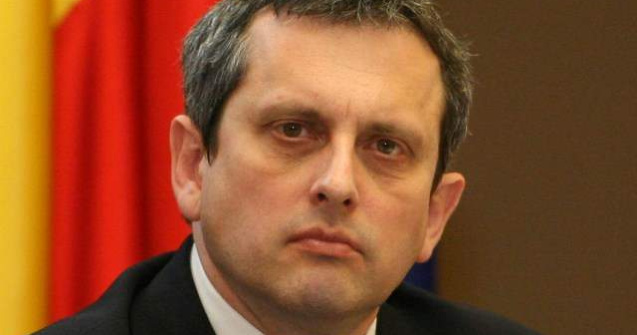 Lazea vrea liste albe cu firmele care platesc la timp creditele si taxele