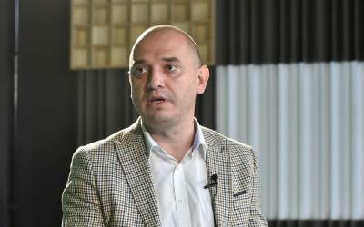 Radu Mihaiu: În Piaţa Obor...