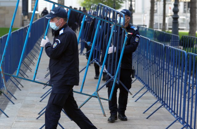 Jandarmeria București: „Organizarea ceremoniilor este permisă cu cel mult 400 de persoane”