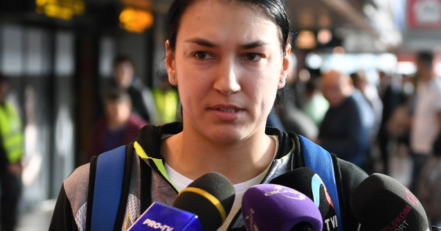 Cristina Neagu, mesaj de 1 Decembrie: Vom juca pentru voi şi pentru România