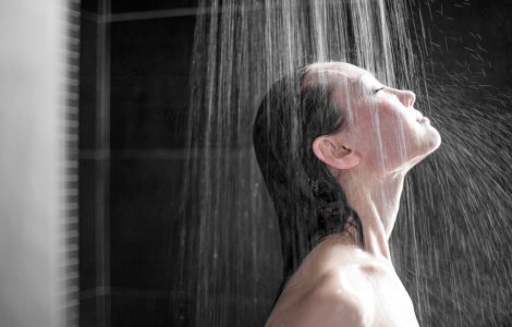  Top  Partea de corp pe care o speli mai întâi la duș îți dezvăluie personalitatea